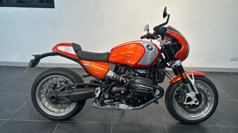 BMW R12 (24MY)